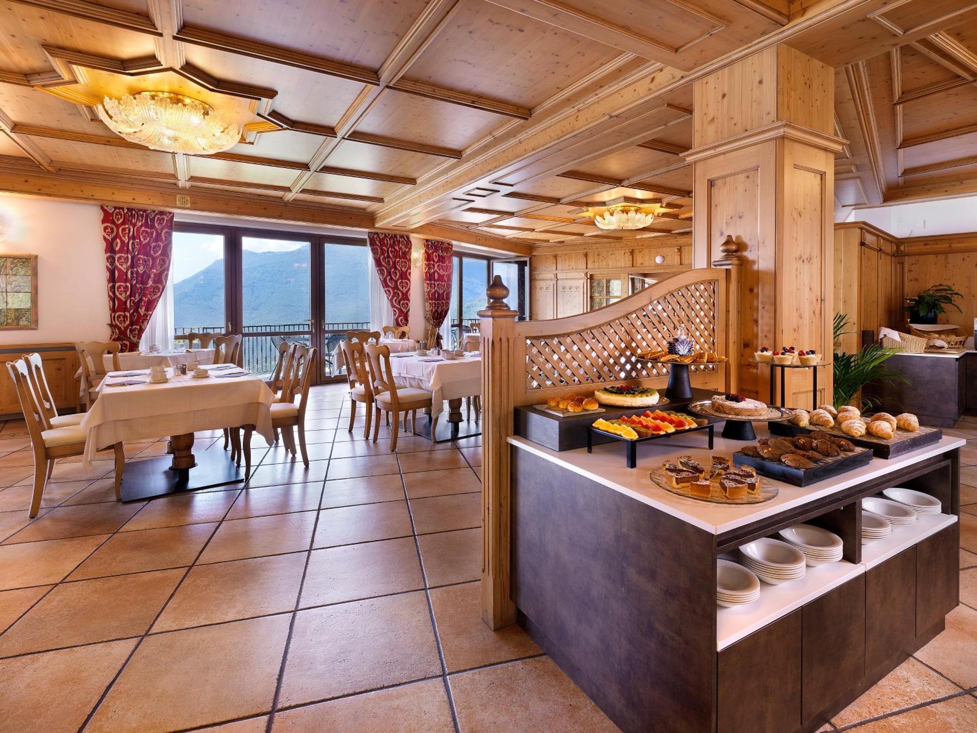 Hotel Residence Panorama La Forca, Gtsgroup Tignale Eksteriør billede