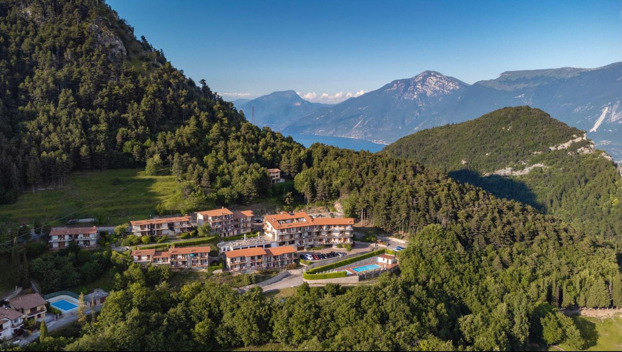 Hotel Residence Panorama La Forca, Gtsgroup Tignale Eksteriør billede