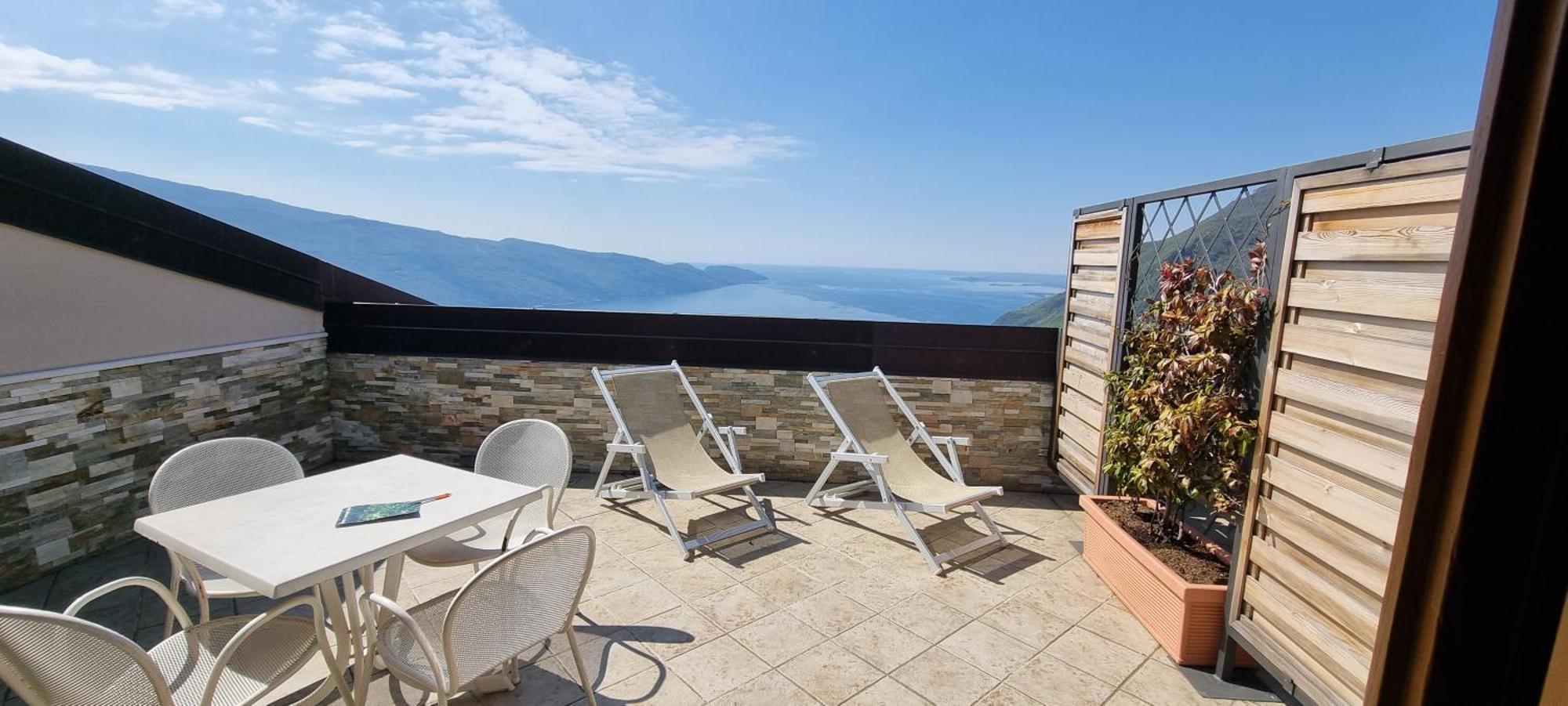 Hotel Residence Panorama La Forca, Gtsgroup Tignale Eksteriør billede